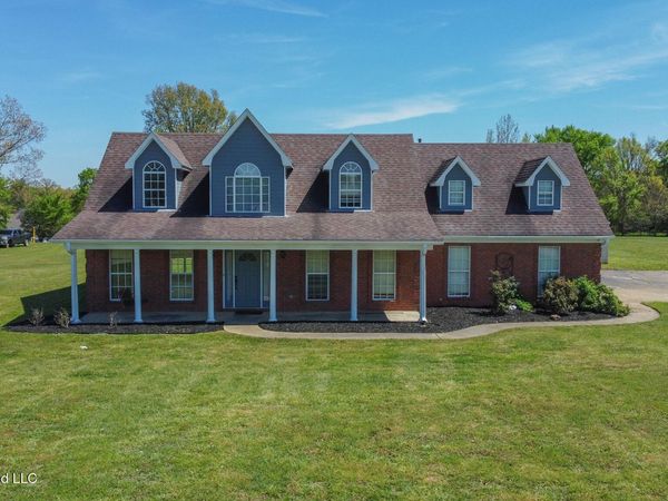 5780 Honey Oak Drive, Hernando, MS 38632