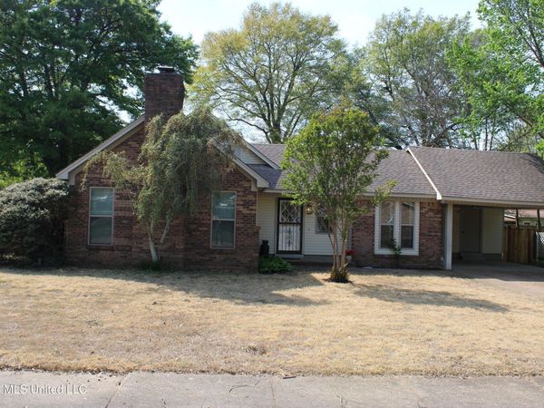 5565 Ridgetop Drive, Horn Lake, MS 38637