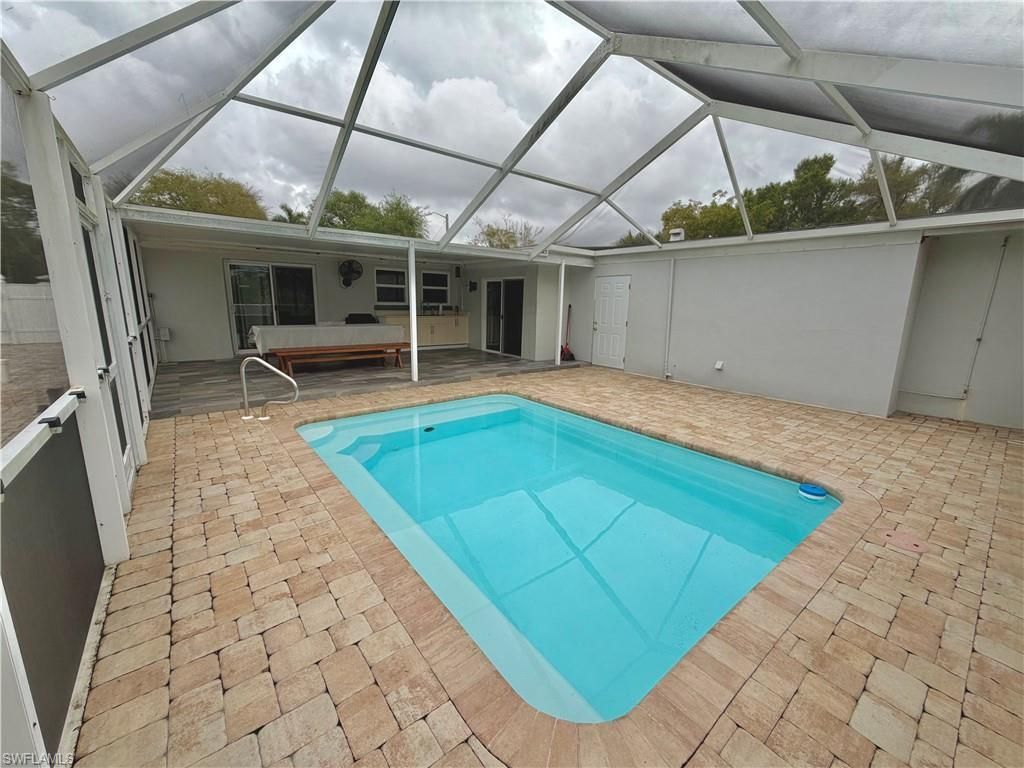 1821 Winkler Ave , Fort Myers, FL 33901 Photo