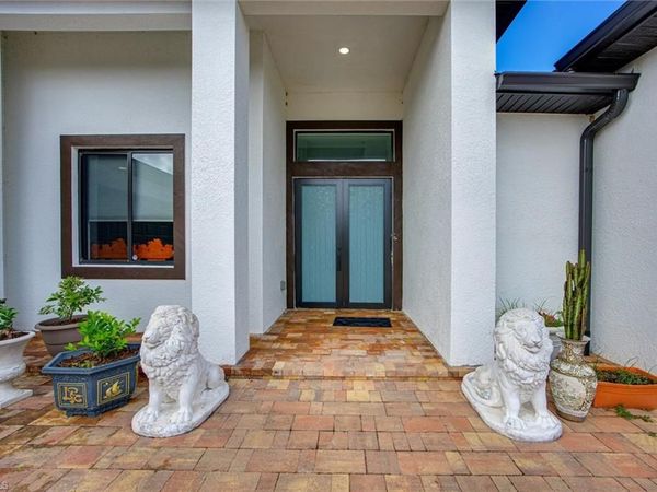 220 NE 8th PL , CAPE CORAL, FL 33909