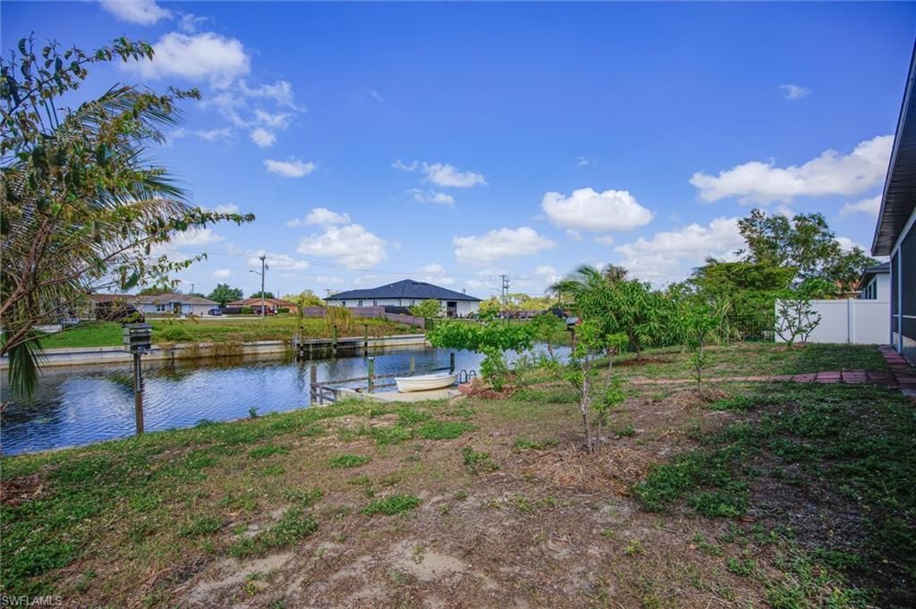 220 NE 8th Pl, Cape Coral, FL 33909 Photo