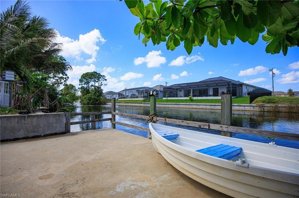 220 NE 8th Pl, Cape Coral, FL 33909 Photo