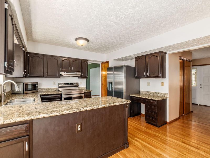 7769 Spyglass Hill Court, Pickerington, OH 43147 Photo 19