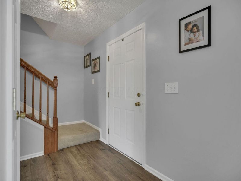 7850 Worthington Trace Lane, Columbus, OH 43085 Photo 10