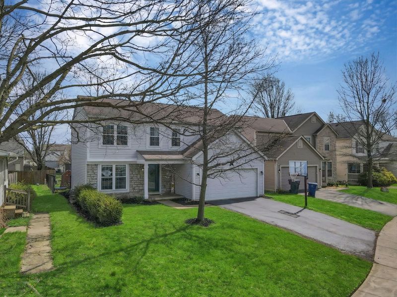 7850 Worthington Trace Lane, Columbus, OH 43085 Photo 2