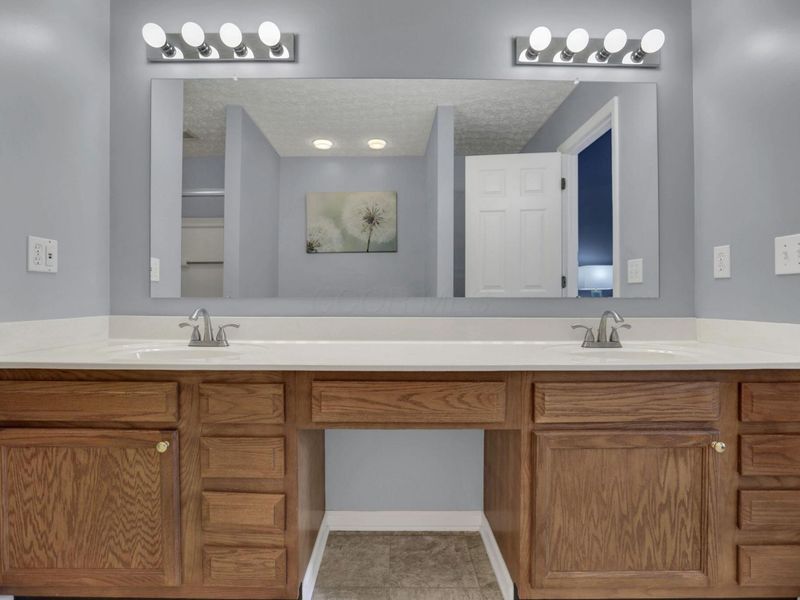 7850 Worthington Trace Lane, Columbus, OH 43085 Photo 51