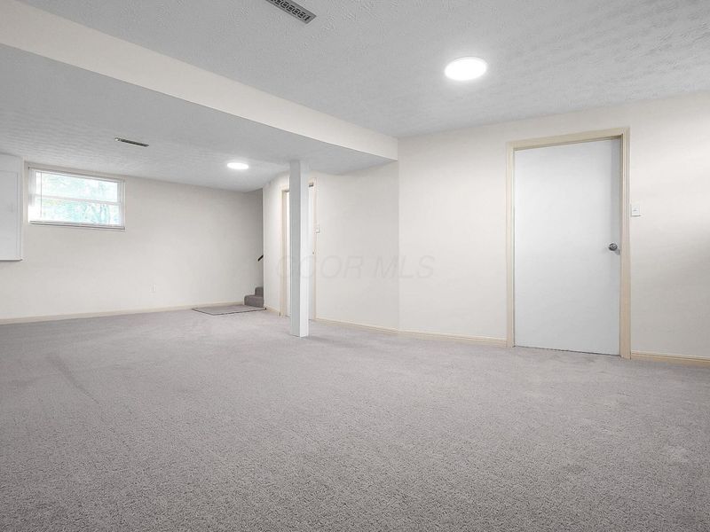 1836 Penfield Court S, Columbus, OH 43227 Photo 22