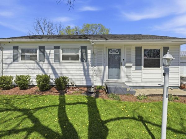 5584 Newport Court , Columbus, OH 43232