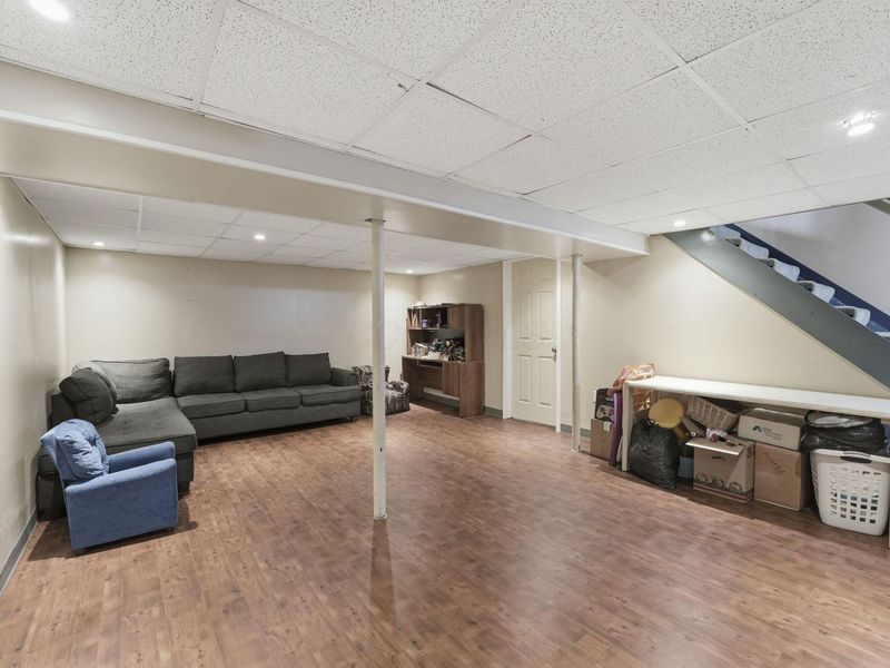 5584 Newport Court , Columbus, OH 43232 Photo 27