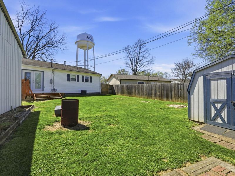 5584 Newport Court , Columbus, OH 43232 Photo 31