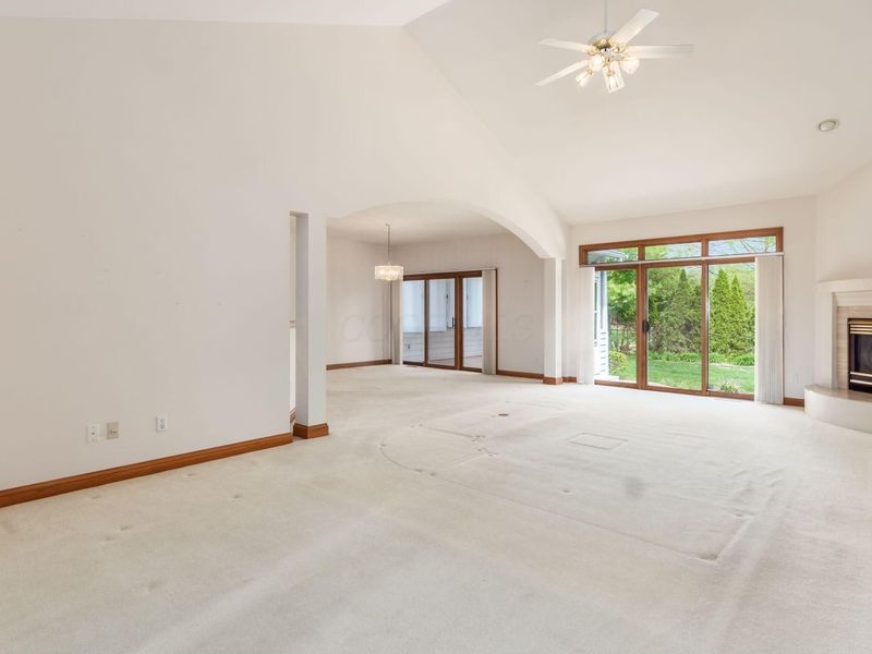 824 Katherines Ridge Lane, Columbus, OH 43235 Photo 6