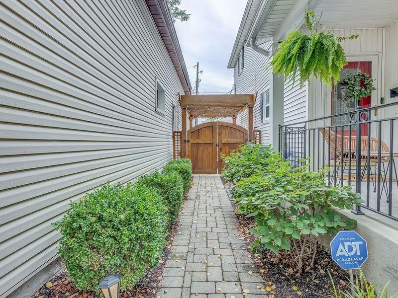 1029 Michigan Avenue, Columbus, OH 43201 Photo 37