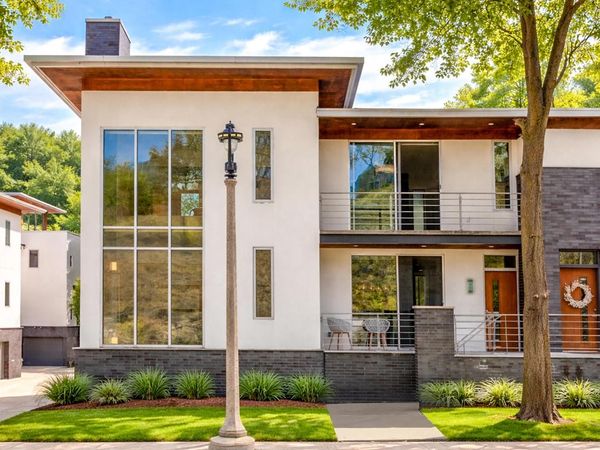 1962 N Commerce STREET, Milwaukee, WI 53212