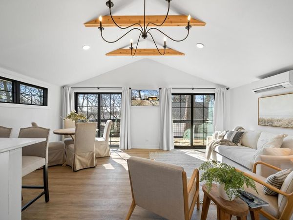 2804 Willow Point DRIVE, Delavan, WI 53115