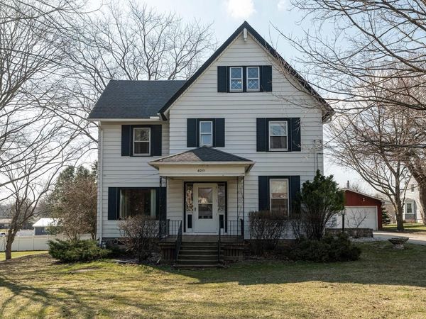 4055 S 103rd STREET, Greenfield, WI 53228