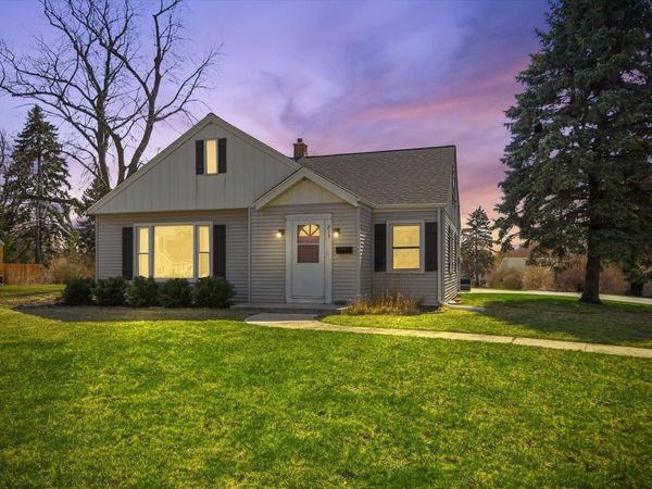 213 E Douglas STREET, Port Washington, WI 53074