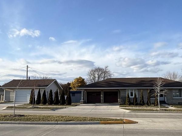 604 Reed AVENUE, Manitowoc, WI 54220