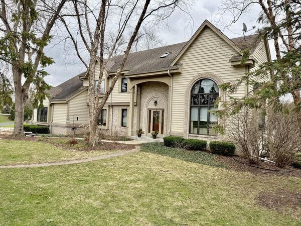 511 Clovercrest COURT, Watertown, WI 53094