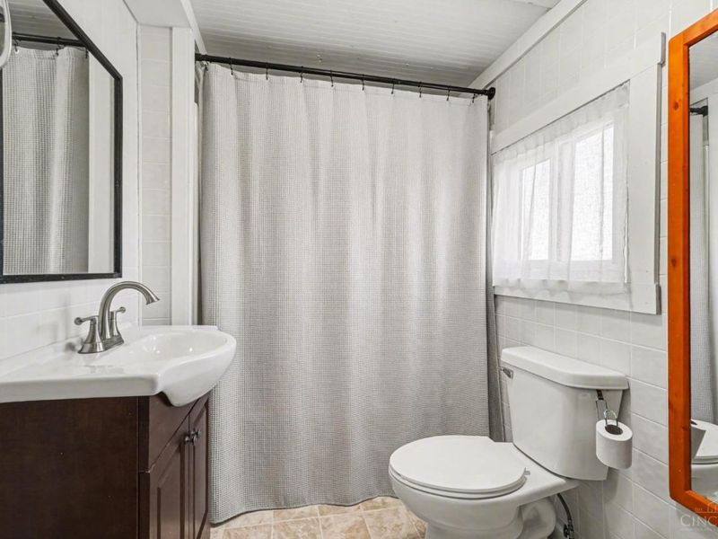 901 Oak Grove Road, Clark Twp, OH 45146 Photo 12