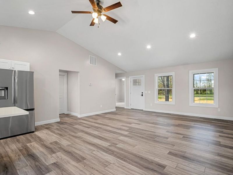 116 Black Hawk Drive, Franklin Twp, OH 45171 Photo 11