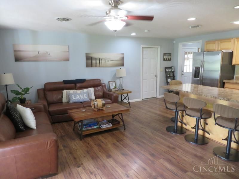 6942 Mountain View Drive, Paint Twp, OH 45133 Photo 13