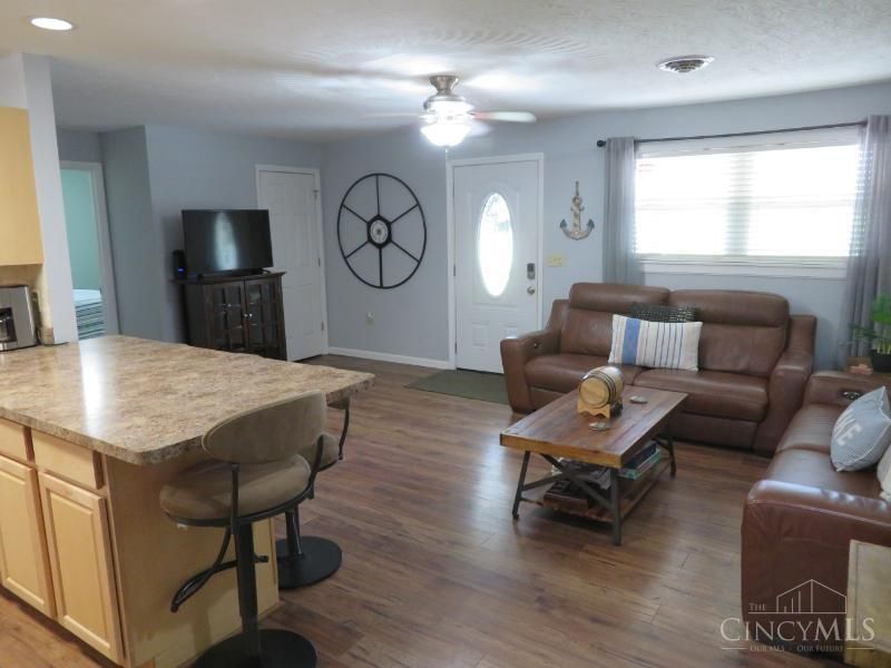 6942 Mountain View Drive, Paint Twp, OH 45133 Photo 15