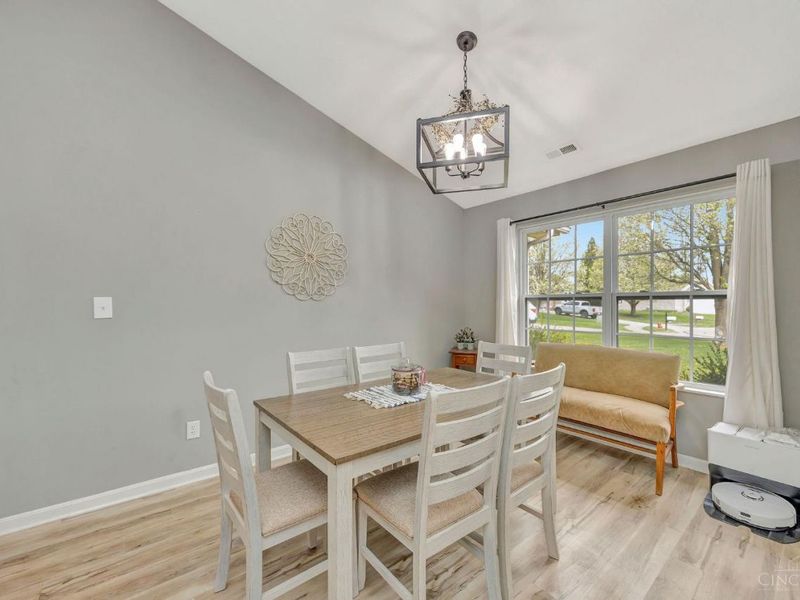 320 Wellington Court, Monroe, OH 45050 Photo 5