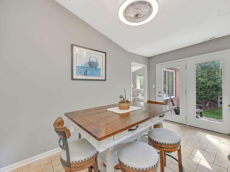 320 Wellington Court, Monroe, OH 45050 Photo 9