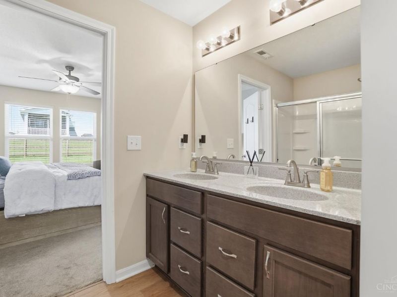 5797 Montrose Court, Hamilton Twp, OH 45152 Photo 7