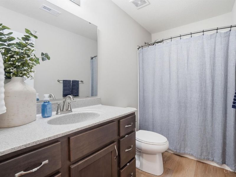 5797 Montrose Court, Hamilton Twp, OH 45152 Photo 9