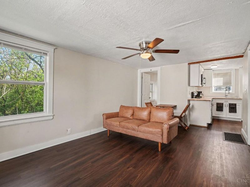 4508 Glenway Avenue, Cincinnati, OH 45205 Photo 4