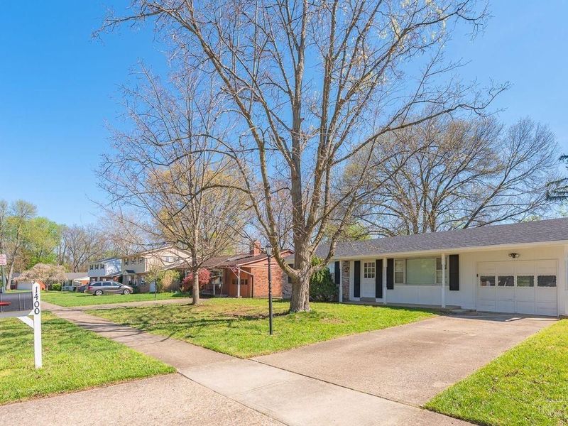 1400 Sigma Circle, Anderson Twp, OH 45255 Photo 2