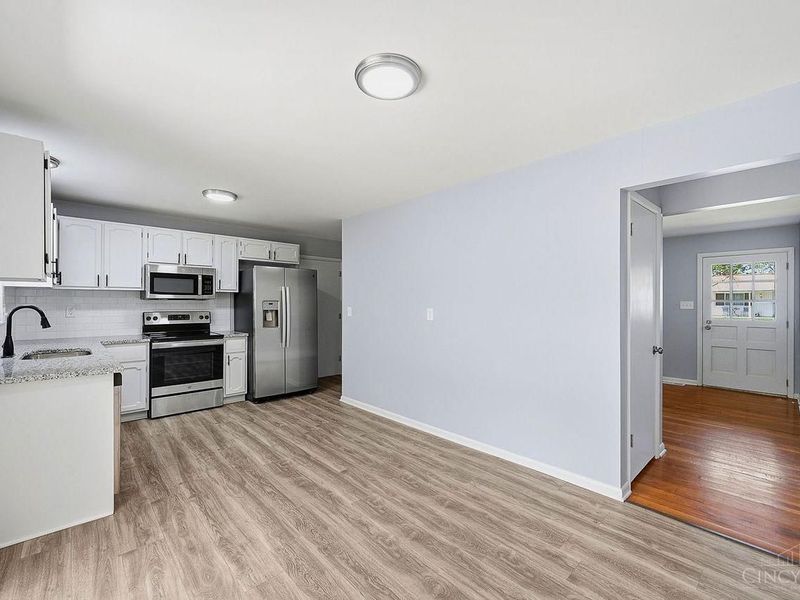 1400 Sigma Circle, Anderson Twp, OH 45255 Photo 8