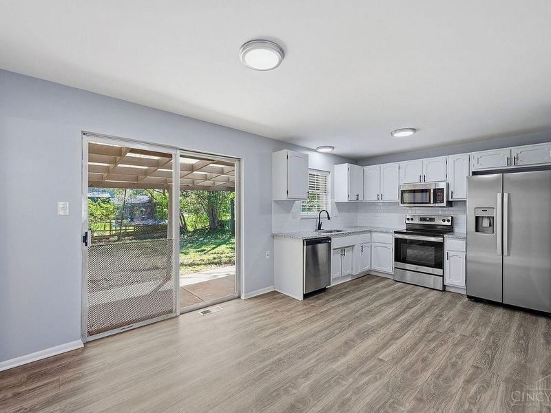 1400 Sigma Circle, Anderson Twp, OH 45255 Photo 9