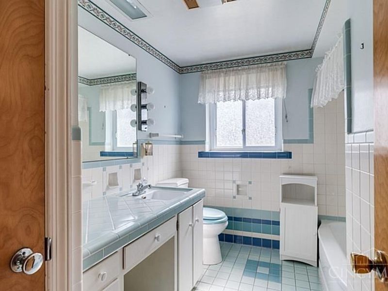 6955 Carroll Avenue, Sycamore Township, OH 45236 Photo 22