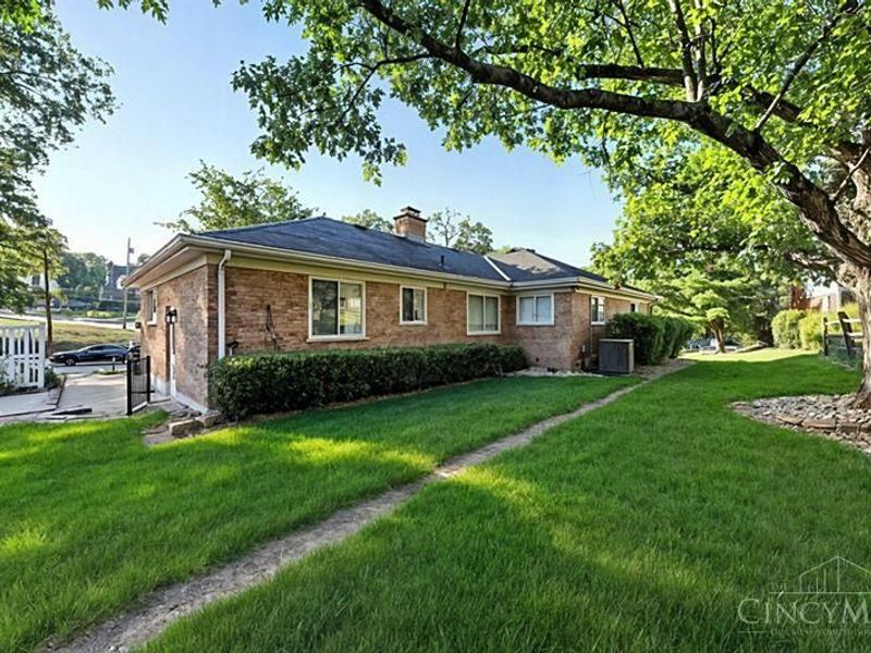6955 Carroll Avenue, Sycamore Township, OH 45236 Photo 28