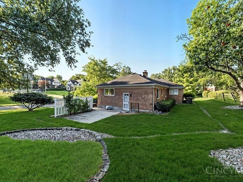 6955 Carroll Avenue, Sycamore Township, OH 45236 Photo 29