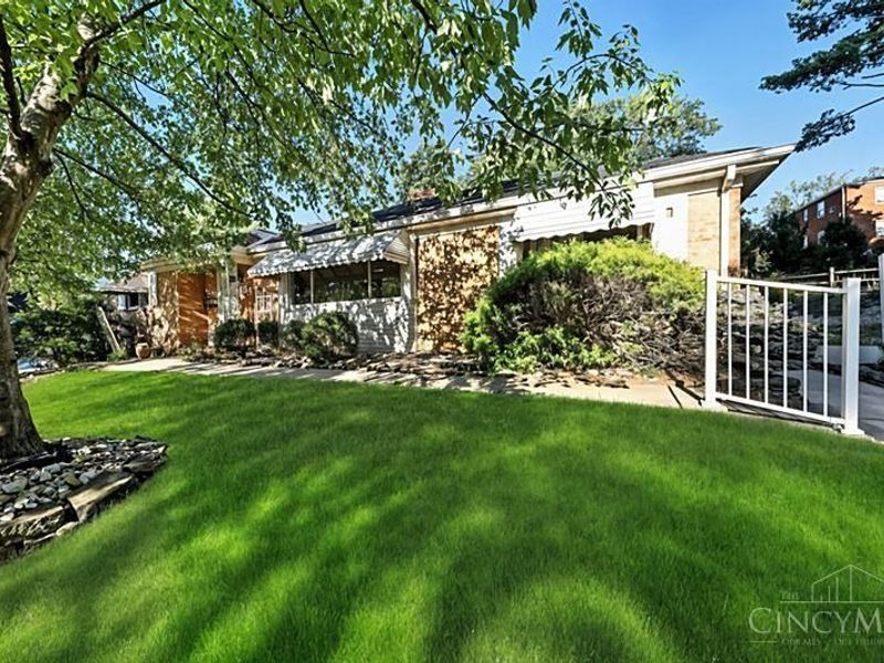 6955 Carroll Avenue, Sycamore Township, OH 45236 Photo 3