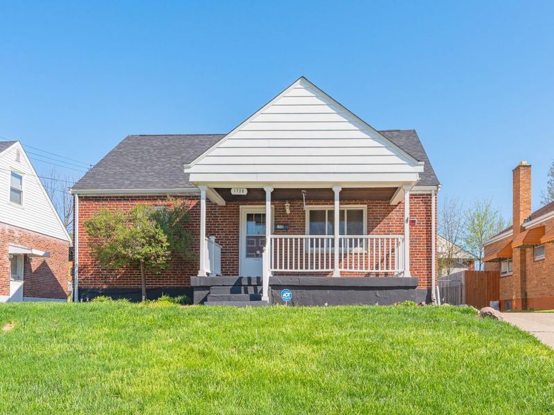 1720 Marilyn Lane, North College Hill, OH 45231 Photo 1