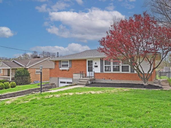 117 Waxwing, Reading, OH 45215