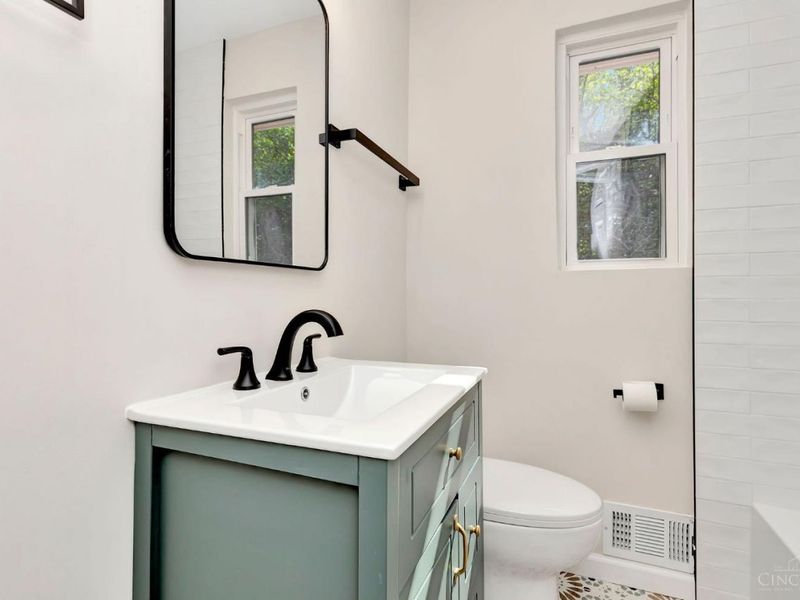 610 Fairbanks Avenue, Cincinnati, OH 45205 Photo 19