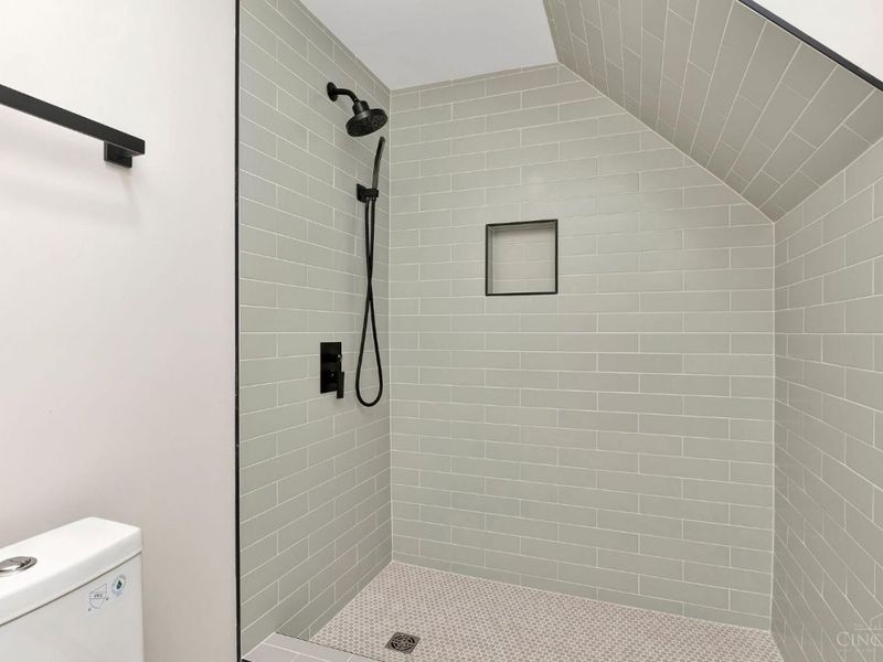 610 Fairbanks Avenue, Cincinnati, OH 45205 Photo 28