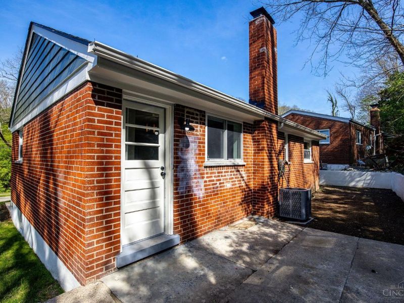 610 Fairbanks Avenue, Cincinnati, OH 45205 Photo 36