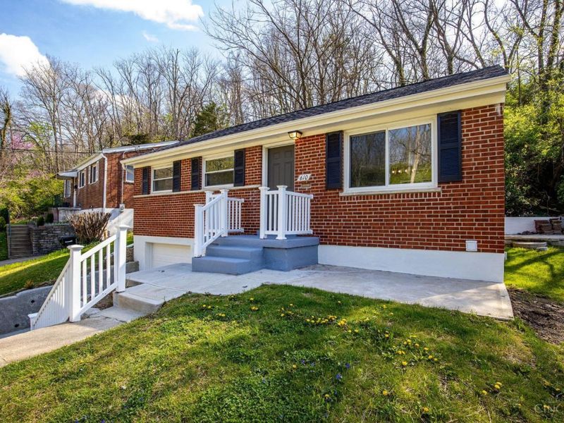 610 Fairbanks Avenue, Cincinnati, OH 45205 Photo 6