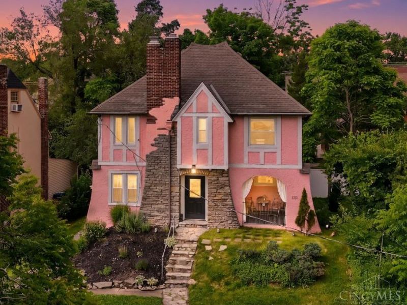 130 Mary Lane, Cincinnati, OH 45217 Photo 2