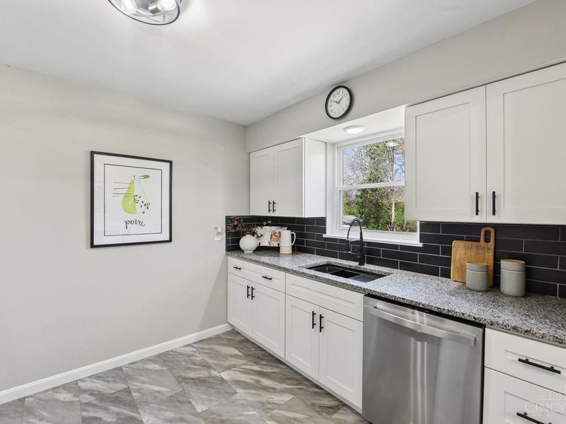 3340 Dolomar Drive, Colerain Township, OH 45239 Photo 13