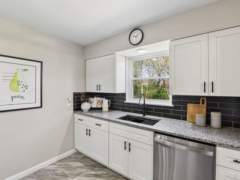 3340 Dolomar Drive, Colerain Township, OH 45239 Photo 16