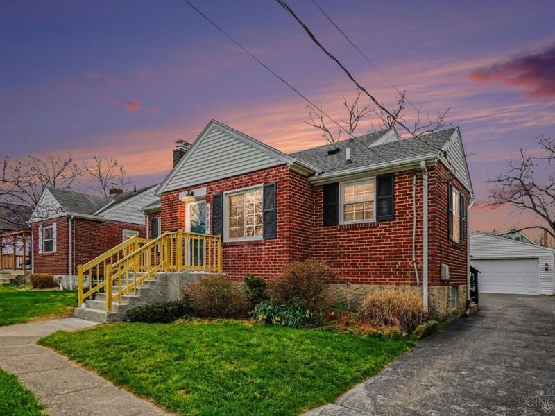 3737 OLeary Avenue, Deer Park, OH 45236 Photo 2