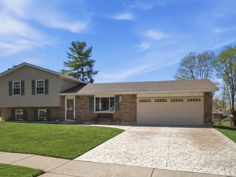 5796 Lake Michigan Drive, Fairfield, OH 45014 Photo 4