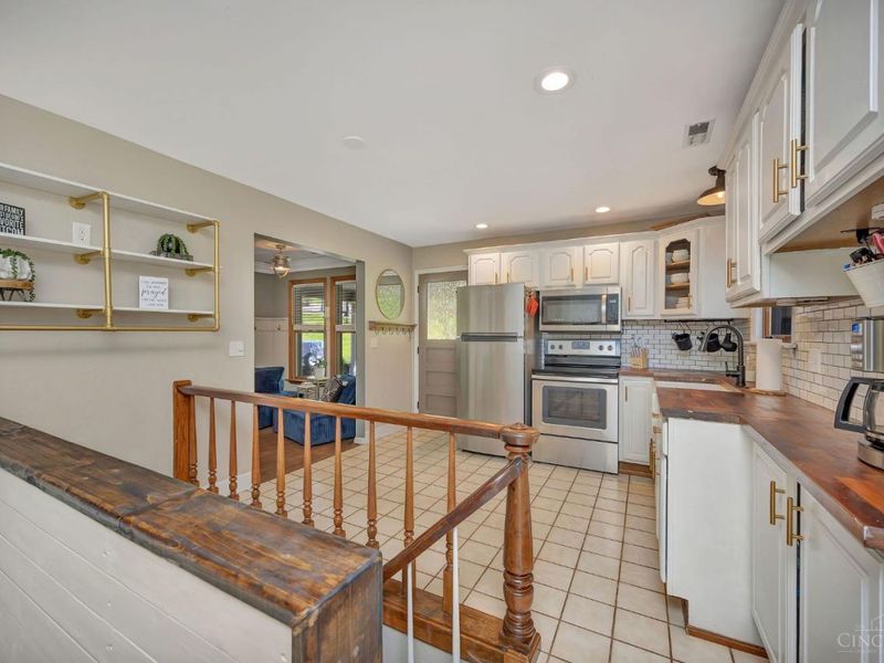 4565 Hubble Road, Green Township, OH 45247 Photo 19